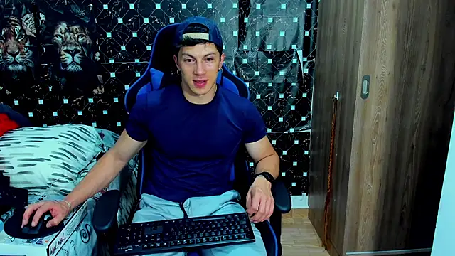 Snapshot of javiersexymann chatting on 01.09.26 javiersexymann online show from 01.09.26