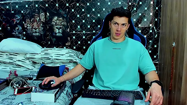 Snapshot of javiersexymann chatting on 02.27.26 javiersexymann online show from 02.27.26