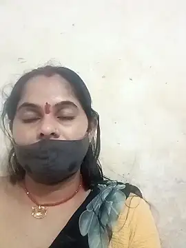 JULEE-740 online show from 09.26.25