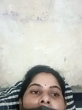 JULEE-740 online show from 09.28.25