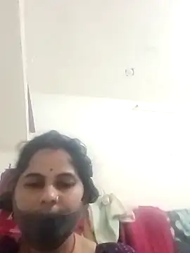 JULEE-740 online show from 11.07.25