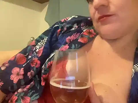 spookyspooky2 online show from 09.24.25