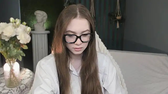 Snapshot of ArielSykes chatting on 02.27.26 ArielSykes online show from 02.27.26