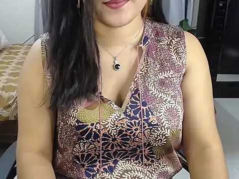 Snapshot of Ridiha_Pari chatting on 11.28.25 Ridiha Pari online show from 11.28.25