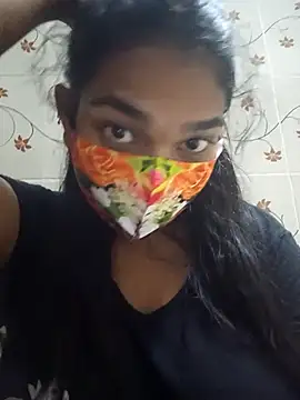 Snapshot of khhlmn chatting on 11.15.25 khhlmn online show from 11.15.25