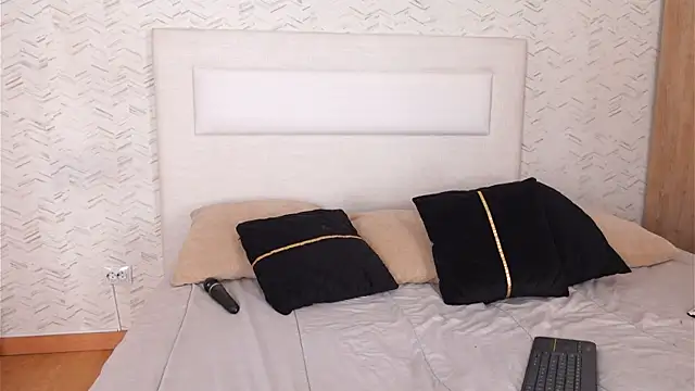 DahliaRosee online show from 03.19.26