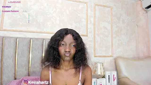 Keirahartz online show from 09.14.25