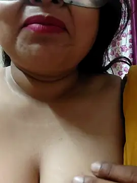 Snapshot of sana_khan666 chatting on 10.09.25 sana khan666 online show from 10.09.25