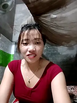 Snapshot of adbosa_00 chatting on 10.14.25 adbosa 00 online show from 10.14.25