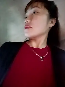 Snapshot of adbosa_00 chatting on 11.18.25 adbosa 00 online show from 11.18.25