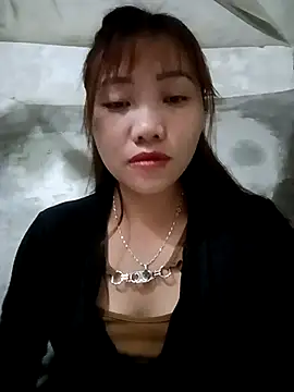 Snapshot of adbosa_00 chatting on 11.23.25 adbosa 00 online show from 11.23.25