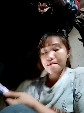 Snapshot of adbosa_00 chatting on 12.04.25 adbosa 00 online show from 12.04.25