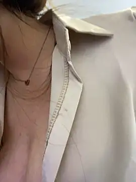 Snapshot of jiajia1060 chatting on 11.20.25 jiajia1060 online show from 11.20.25