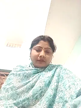 Snapshot of Apkisona8 chatting on 10.14.25 Apkisona8 online show from 10.14.25