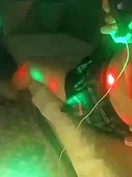 Snapshot of senacansu chatting on 10.20.25 senacansu online show from 10.20.25