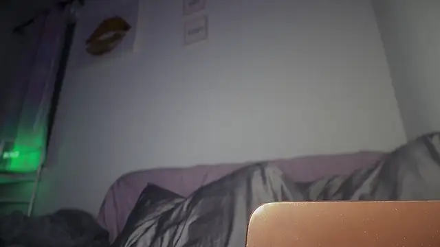 Snapshot of bbgurlnickii chatting on 11.13.25 bbgurlnickii online show from 11.13.25