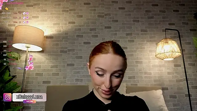 Snapshot of BabyyyLunaX chatting on 10.09.25 BabyyyLunaX online show from 10.09.25