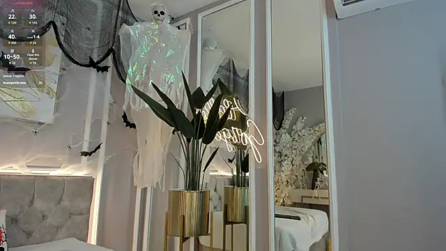 ellette   online show from 10.26.25