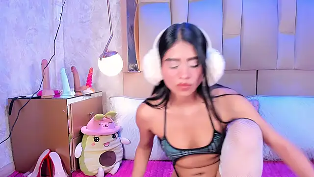 AngeliqueRouse online show from 11.28.25