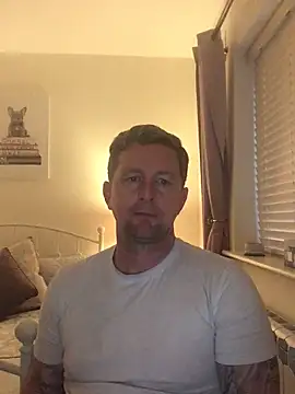 Snapshot of Crusher19830 chatting on 10.29.25 Crusher19830 online show from 10.29.25