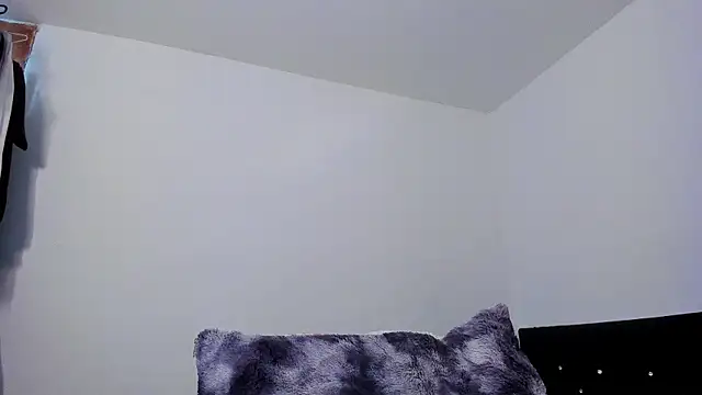 77Neferkitty77 online show from 06.09.26