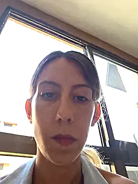 Snapshot of PetiteSecrets chatting on 09.21.25 PetiteSecrets online show from 09.21.25