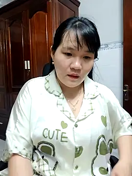  Babyrose  online show from 10.14.25