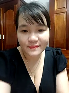  Babyrose  online show from 10.15.25