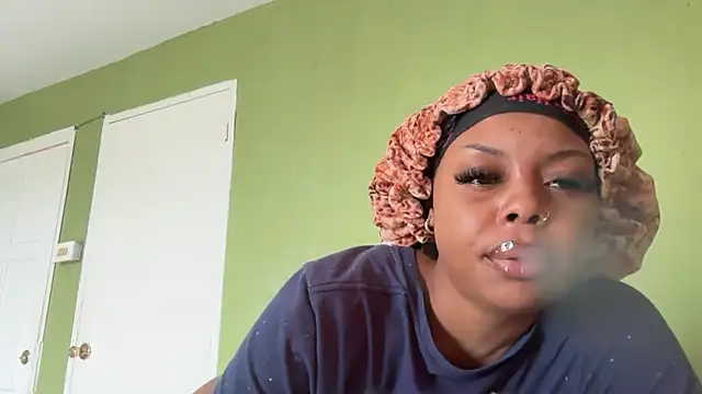 Liaprettygirl online show from 03.23.26