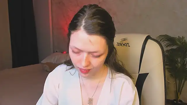 Snapshot of Lunar_Lily chatting on 01.15.26 Lunar Lily online show from 01.15.26