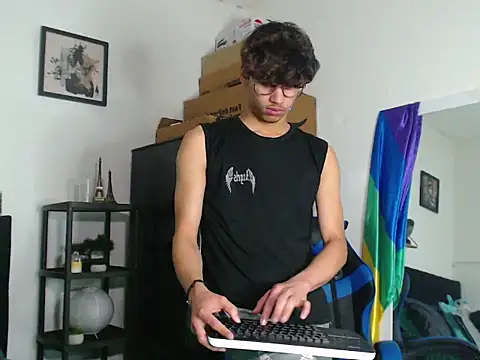 Snapshot of Gael_Jones chatting on 09.14.25 Gael Jones online show from 09.14.25