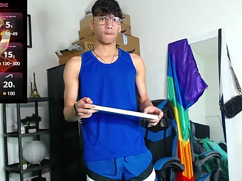 Snapshot of Gael_Jones chatting on 09.18.25 Gael Jones online show from 09.18.25