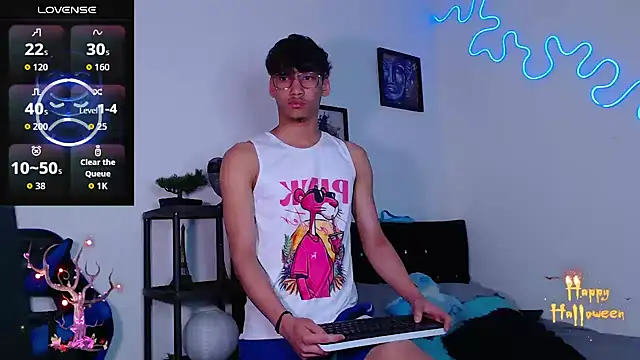 Snapshot of Gael_Jones chatting on 10.20.25 Gael Jones online show from 10.20.25