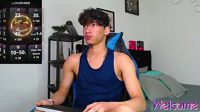 Snapshot of Gael_Jones chatting on 11.06.25 Gael Jones online show from 11.06.25