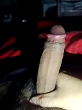 Snapshot of Eros_12 chatting on 12.18.25 Eros 12 online show from 12.18.25