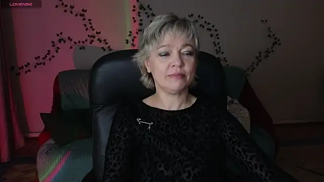 Snapshot of Rosette_Pricky chatting on 04.15.26 Rosette Pricky online show from 04.15.26