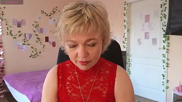 Snapshot of Rosette_Pricky chatting on 04.23.26 Rosette Pricky online show from 04.23.26