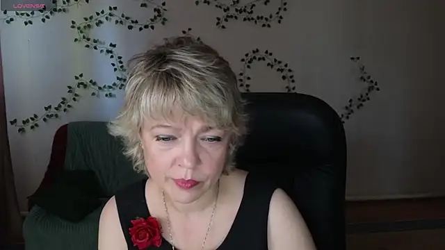 Snapshot of Rosette_Pricky chatting on 05.24.26 Rosette Pricky online show from 05.24.26