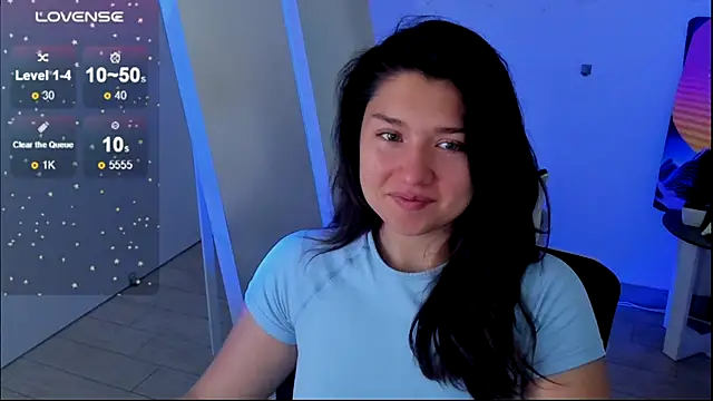 Snapshot of Sandra_Curly chatting on 10.23.25 Sandra Curly online show from 10.23.25