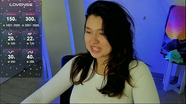 Snapshot of Sandra_Curly chatting on 11.14.25 Sandra Curly online show from 11.14.25