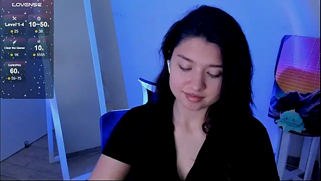 Snapshot of Sandra_Curly chatting on 11.27.25 Sandra Curly online show from 11.27.25