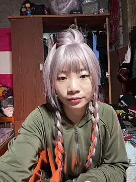 AAANINE22 online show from 09.08.25