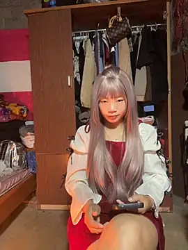 AAANINE22 online show from 09.11.25