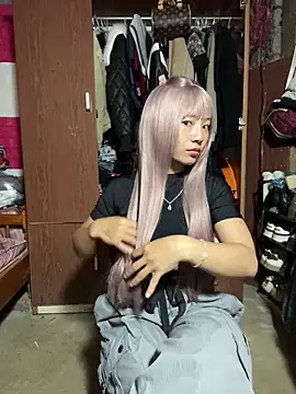 AAANINE22 online show from 09.17.25