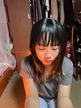 AAANINE22 online show from 10.10.25