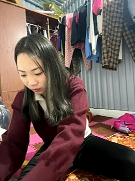 AAANINE22 online show from 11.16.25