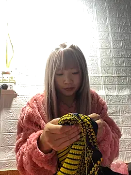 AAANINE22 online show from 12.04.25