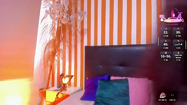 LunaToledo online show from 10.21.25