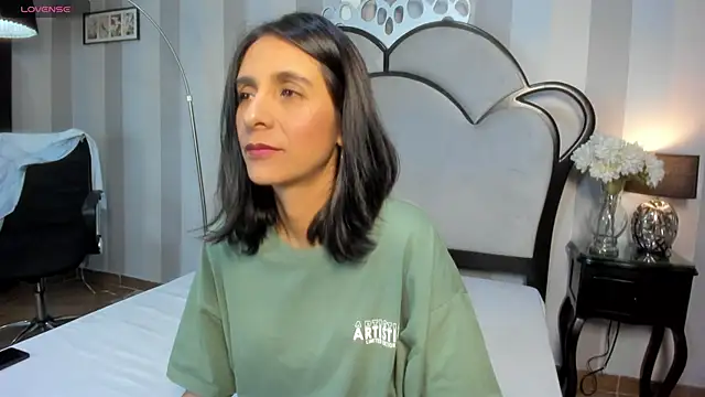 MiaAmore  online show from 01.16.26