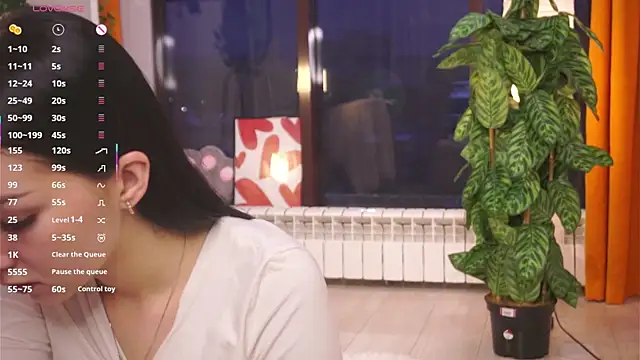 Snapshot of FrankForss chatting on 11.24.25 FrankForss online show from 11.24.25